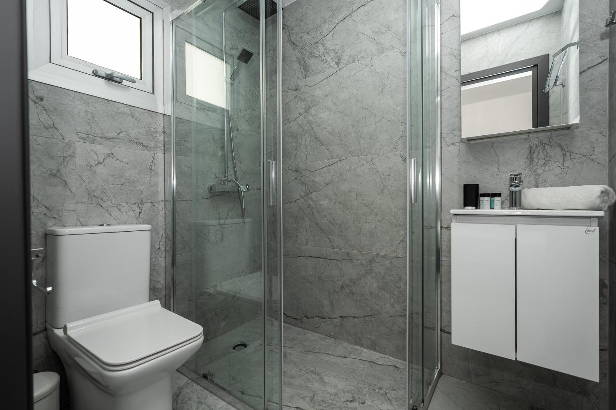 Spiros Luxury Ajía Nápa